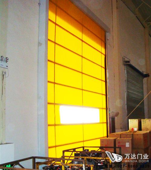 右江工厂堆积门